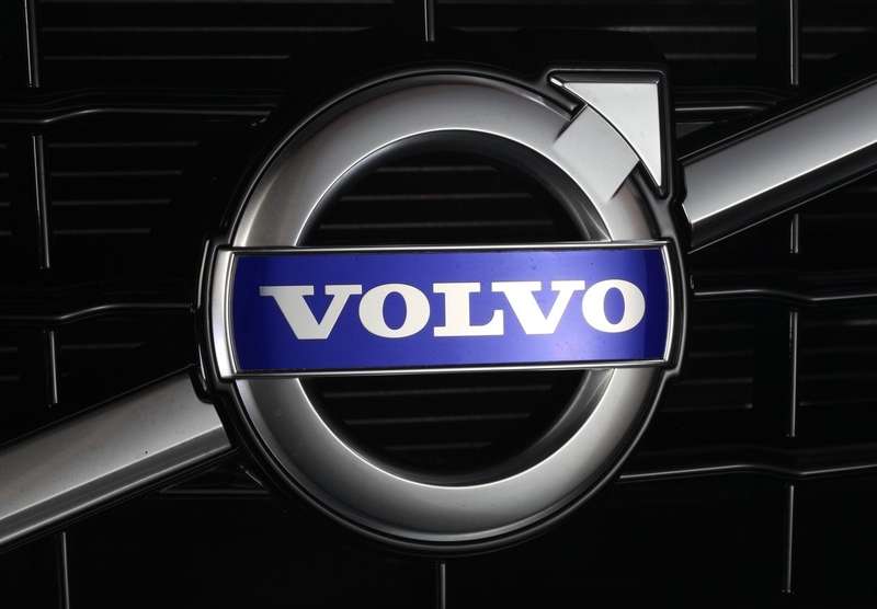 Volvo-V60_R-Design_2011_1280x960_wallpaper_39