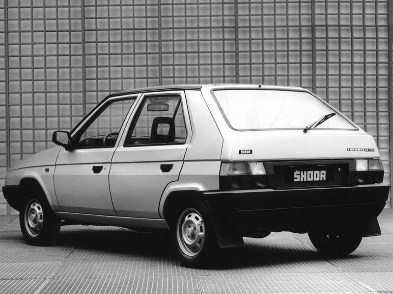 Skoda Favorit 136L с кузовом Bertone, 187 — 1994 гг.