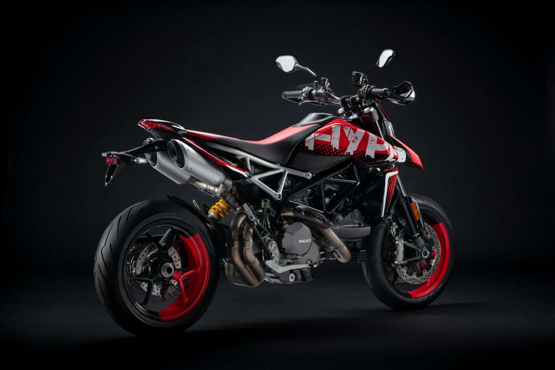Ducati показала мотоцикл Hypermotard в варианте 950 RVE — фото 1141063