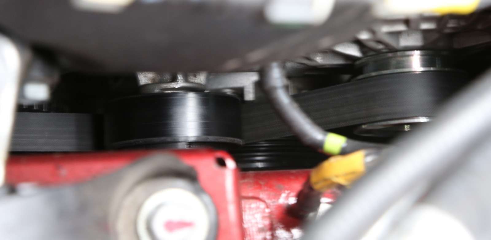 Lada Vesta: проверка и замена ремня привода вспомогательных агрегатов — фото 568375