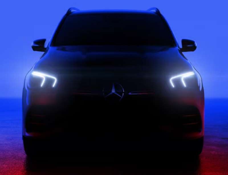 Mercedes-Benz показал на видео дизайн нового GLE