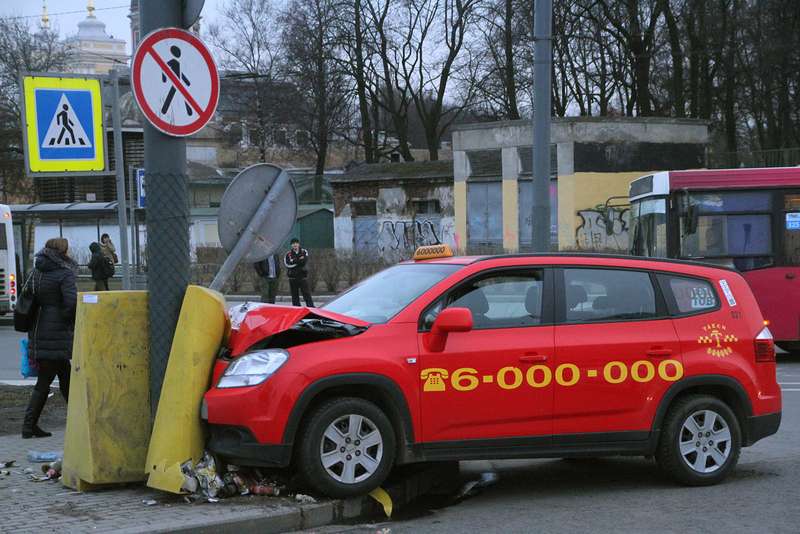 Московское такси: с ветерком и без страховки