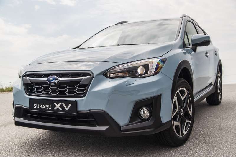 Продажи Subaru XV начнутся в октябре. Известны цены