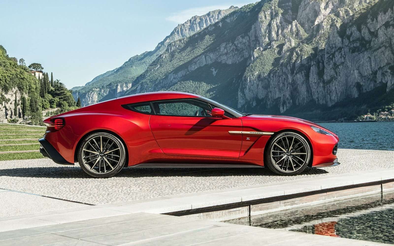 Новый, божественно красивый «сарай» Aston Martin и другие проекты Zagato — фото 808136