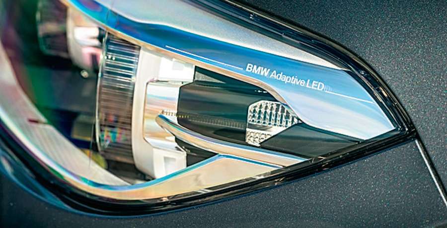 BMW 1-й серии. Даже у самой простой «единички» – светодиодная головная оптика.