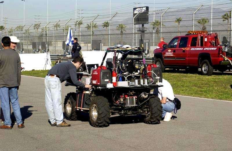 Американцы готовы к гонке роботов на приз Пентагона — фото 105710