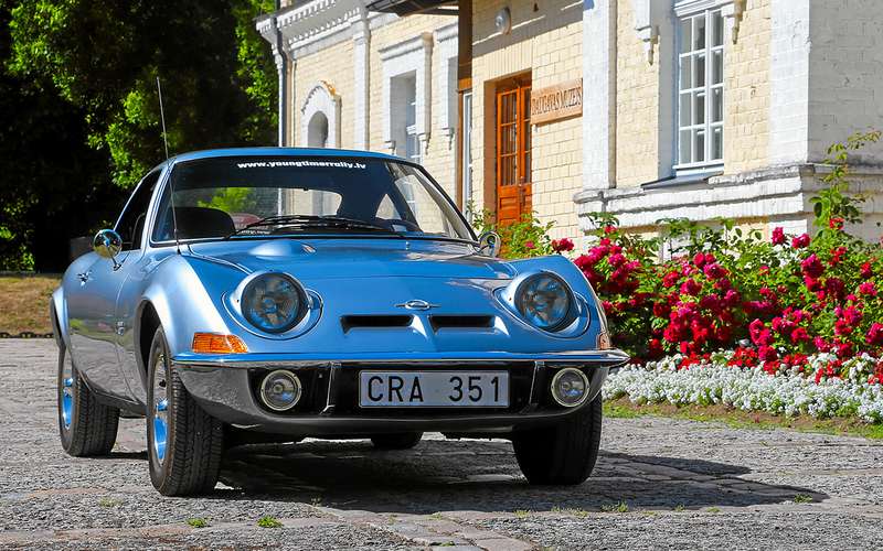 Когда-то Opel делал задорные машины... — тест 50 лет спустя