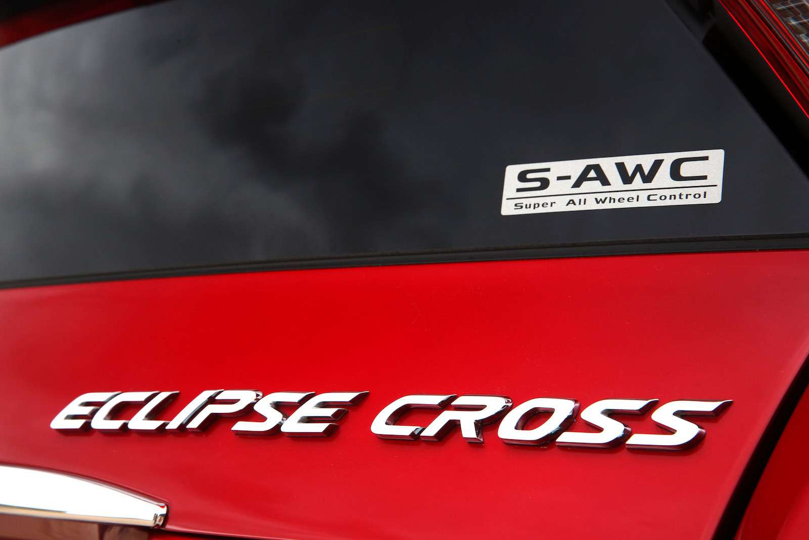 Mitsubishi Eclipse Cross примет участие в фестивале бега — фото 854327