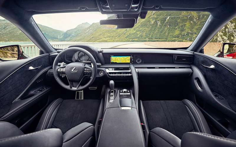 Lexus LC 500 — тест-драйв ЗР