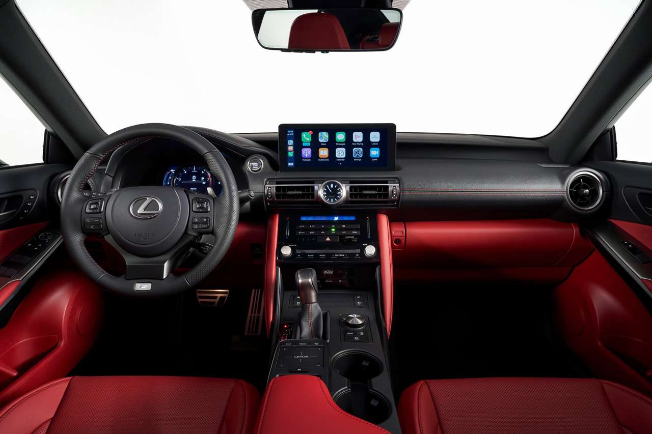 Представлен новый Lexus IS - фото 1140412