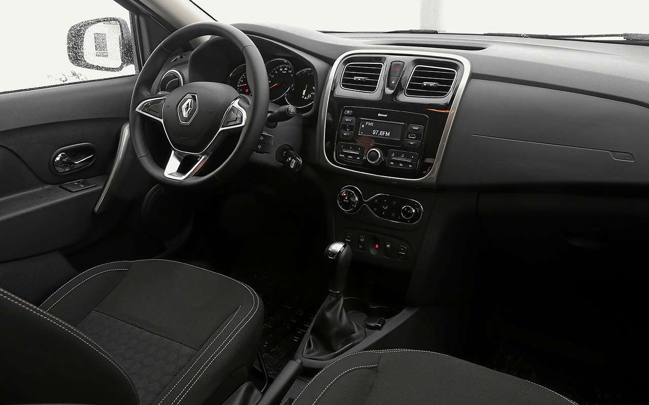 Renault Logan против Chevrolet Nexia: тест самых доступных иномарок — фото 1233455