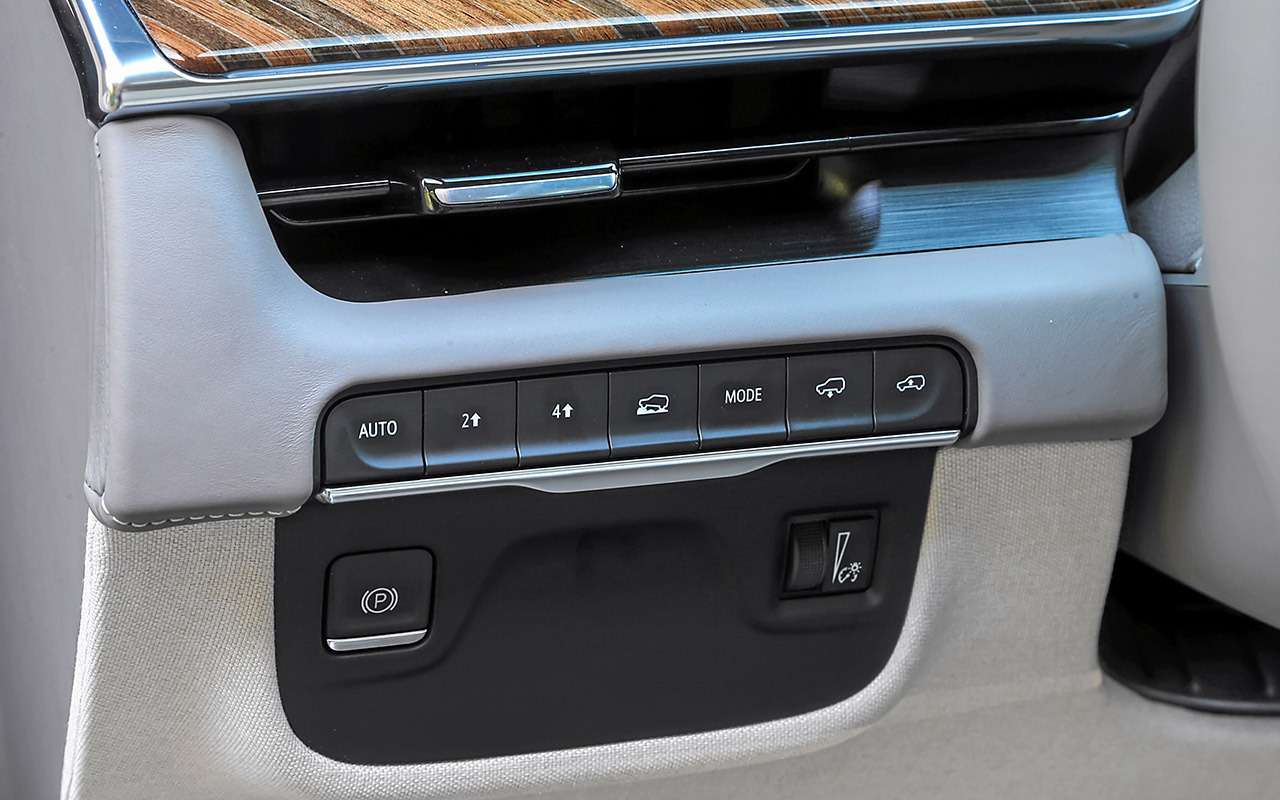 Новый Cadillac Escalade: 3 дисплея, 36 динамиков, 416 «лошадей» — фото 1268631