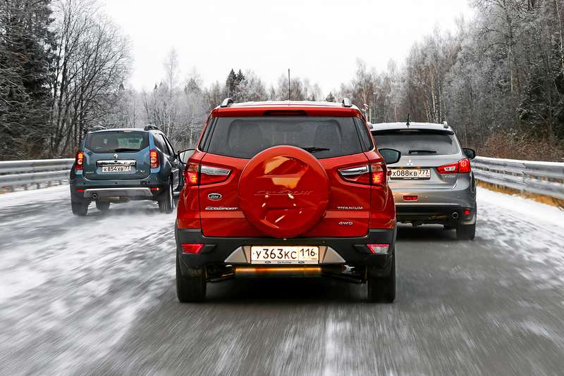 Ford EcoSport против Mitsubishi ASX и Renault Duster