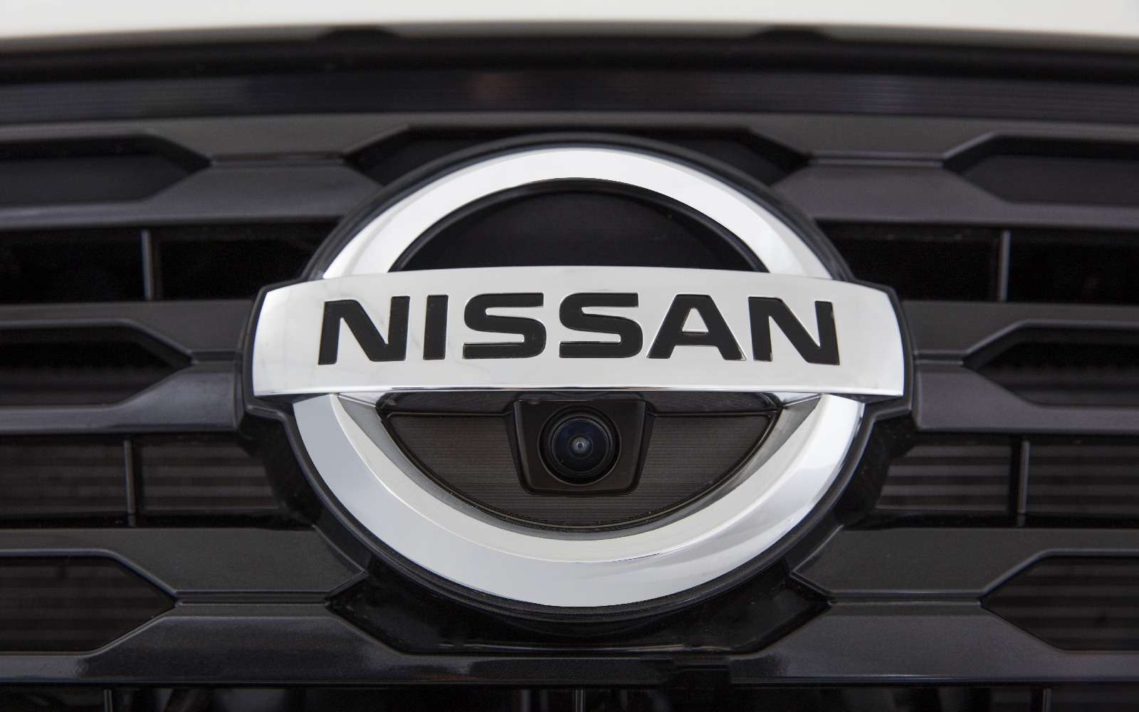 Обновленный Nissan Pathfinder взял уроки физкультуры — фото 606258