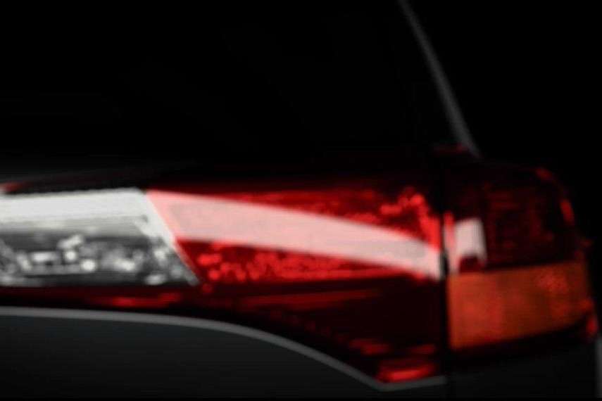 New Toyota RAV4 teaser 15_no_copyright