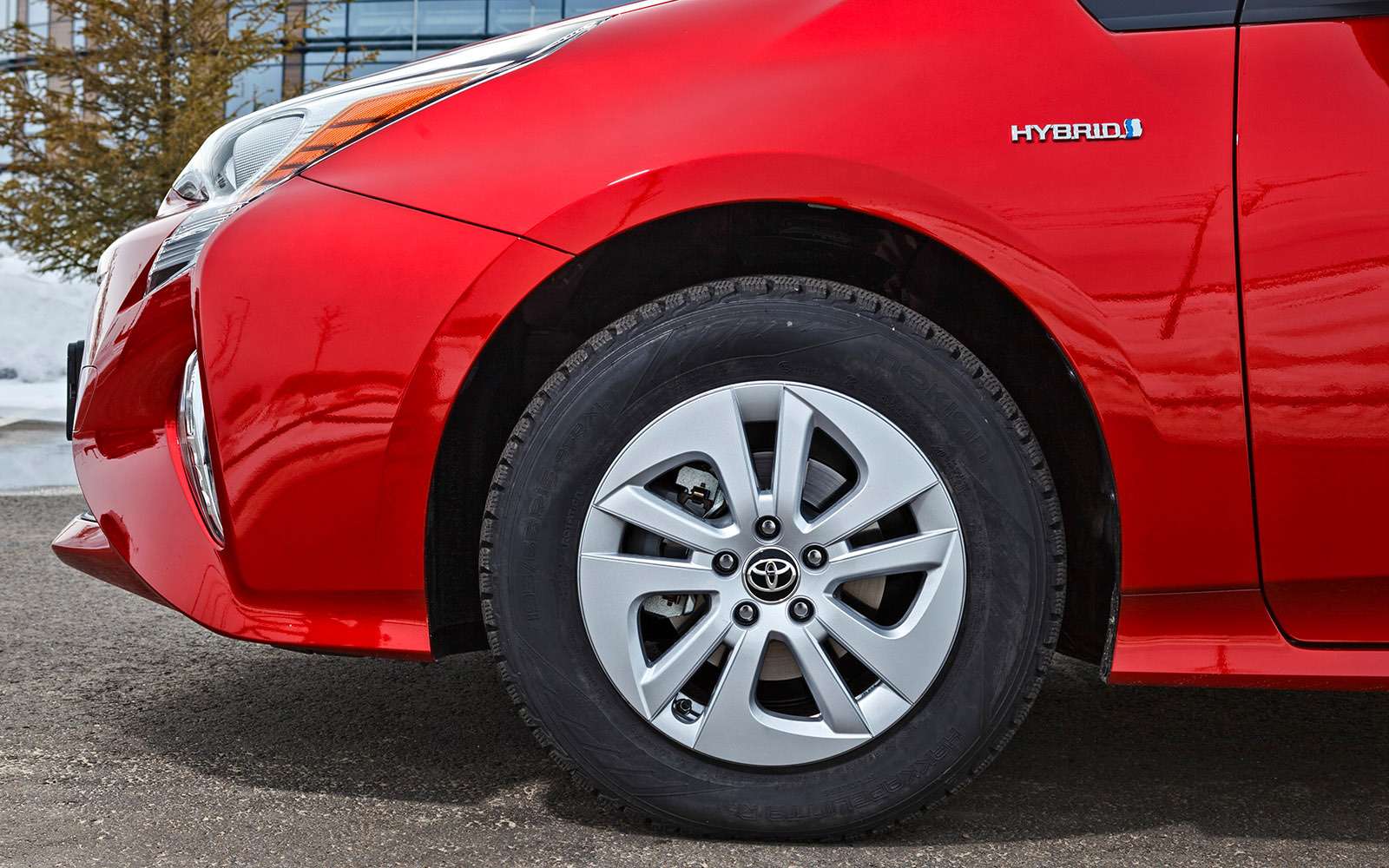 Новый Toyota Prius: сколько-сколько он стоит?! — фото 755712