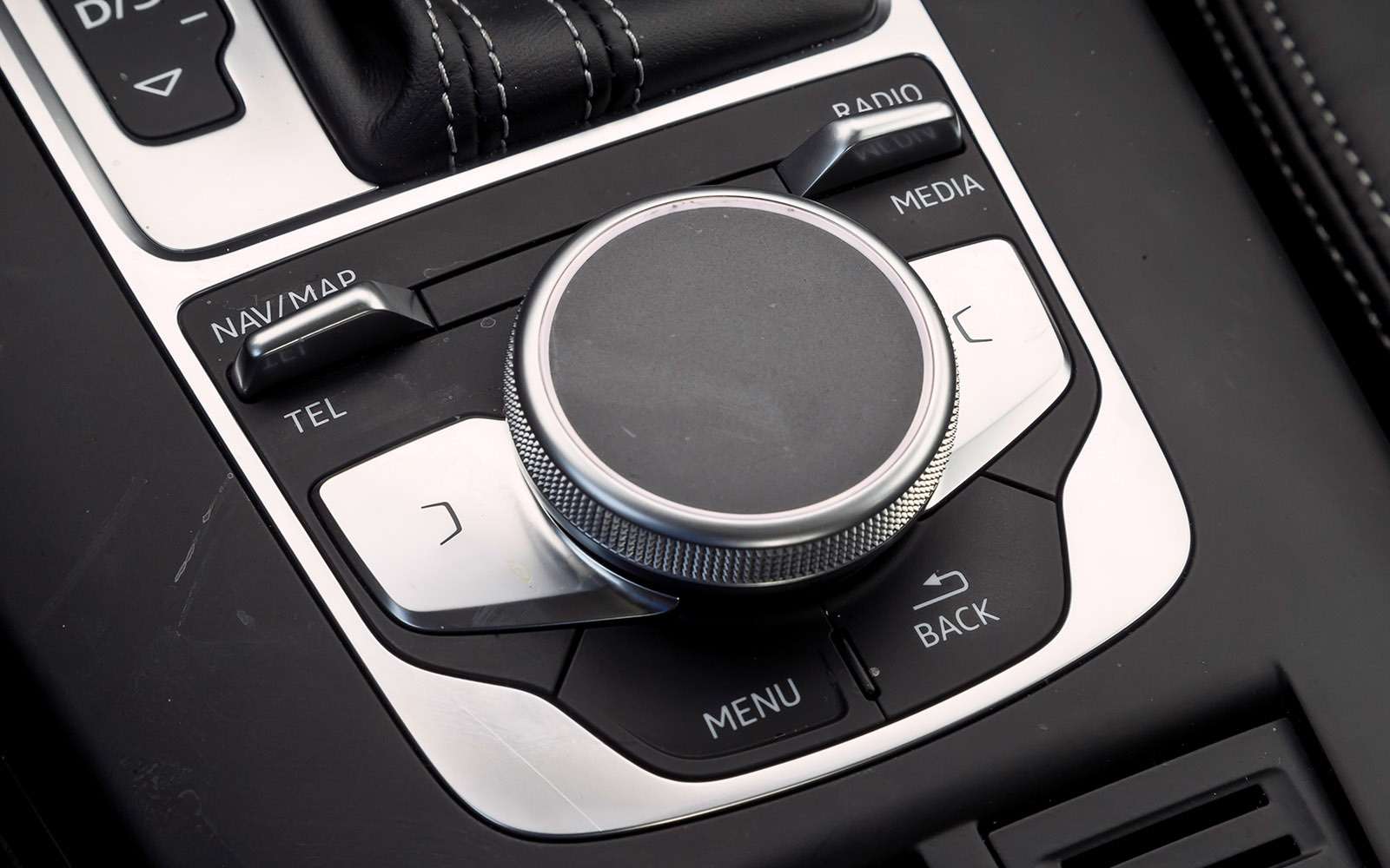 Skoda Octavia против конкурентов из Audi и Kia: кольцо для троих — фото 768691