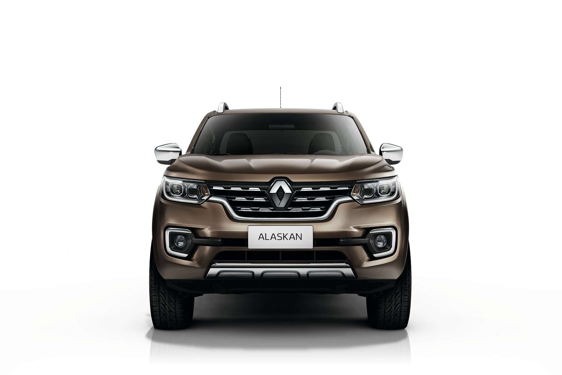 Ниссан по имени Renault: представлен пикап Alaskan — фото 603830