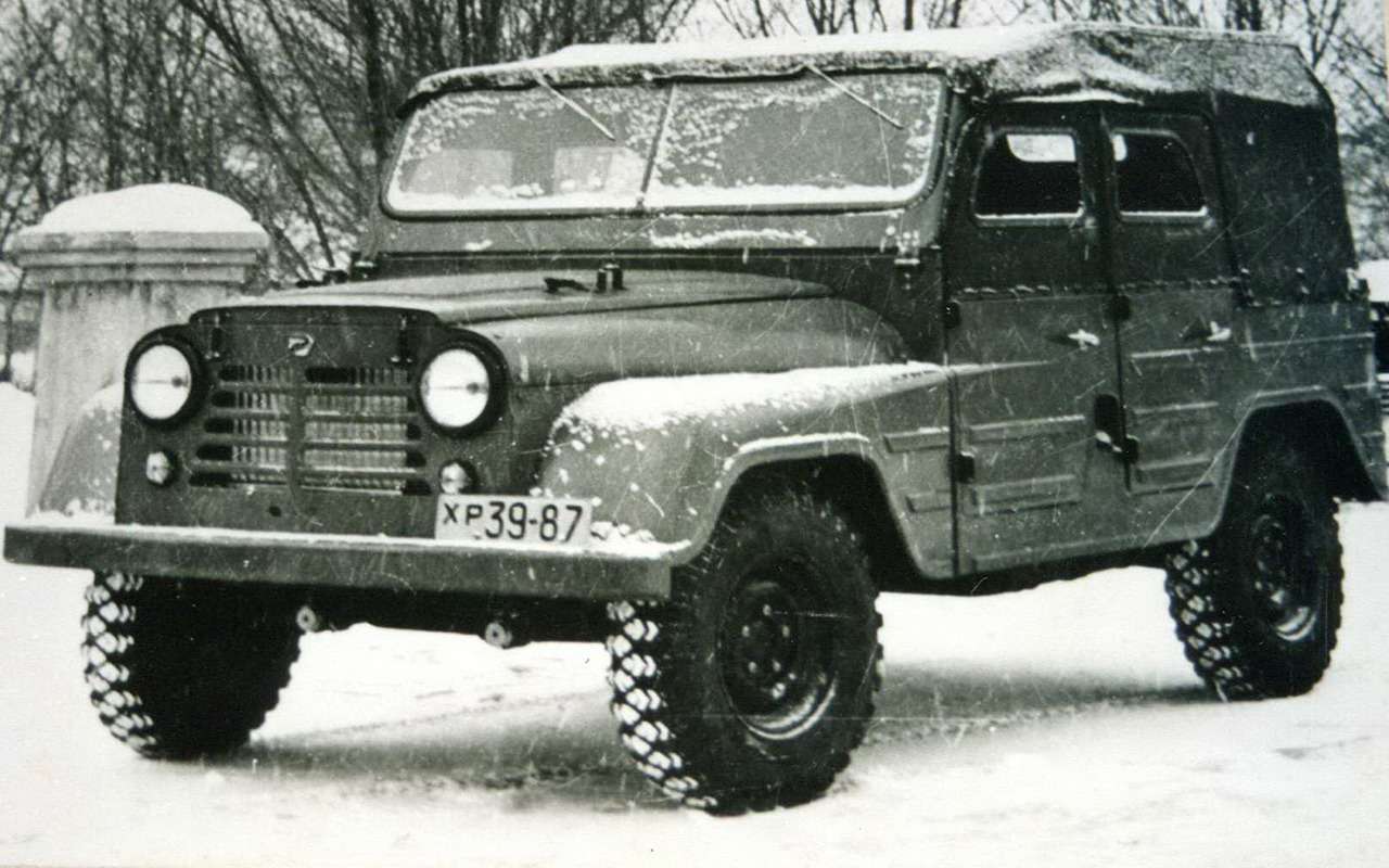 УАЗ-460 с независимыми подвесками.