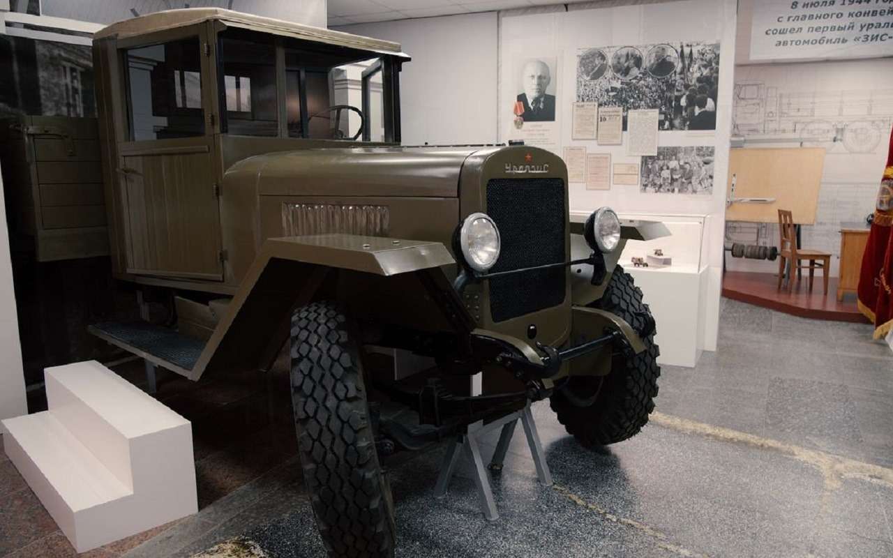 Мощная история: открылся музей грузовиков Урал — фото 1302341