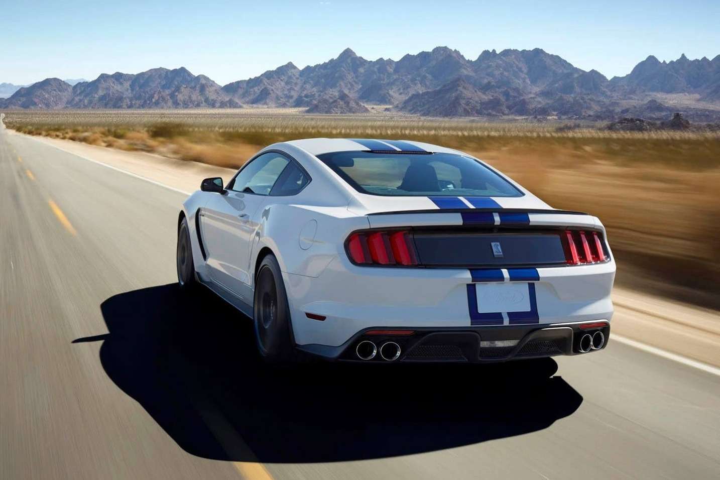 New-Ford-Mustang-Shelby-GT350-12