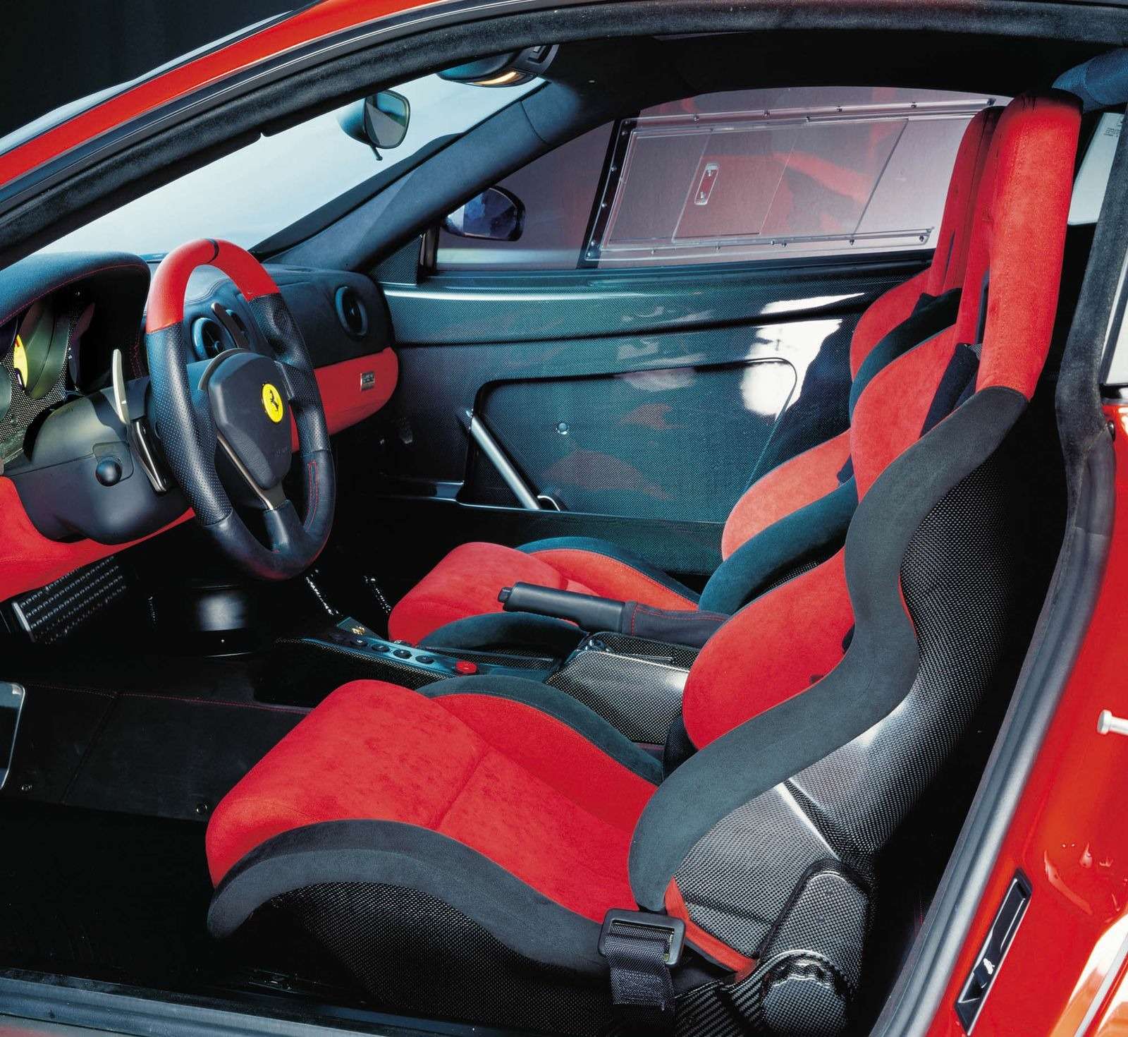 Они назвали ее Pista: Ferrari 488 получила трековую версию — фото 847212