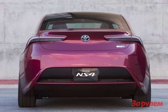 Toyota NS4 Advanced Plug-in Hybrid Concept rear view