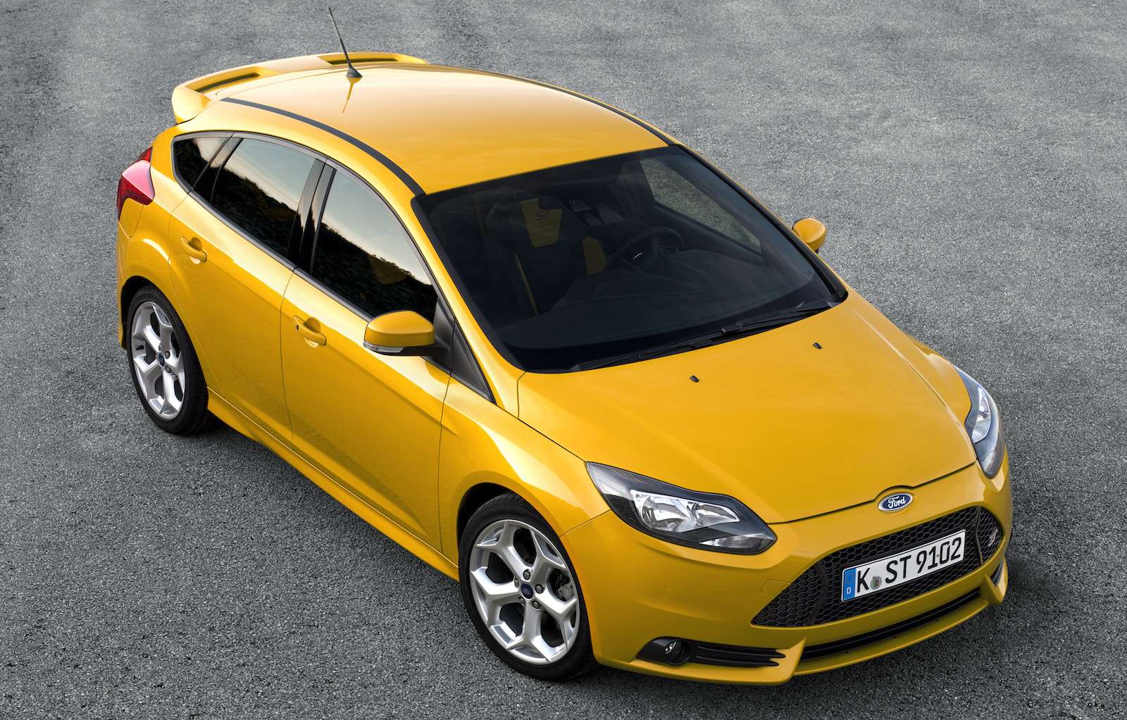 Ford_Focus_ST_01