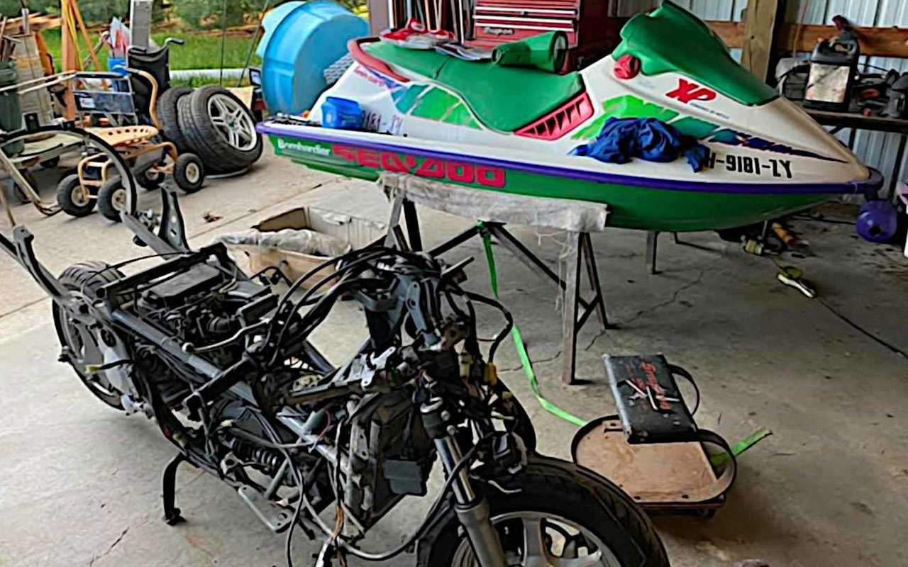 Сухопутный гидроцикл — самый странный Suzuki — фото 1158620