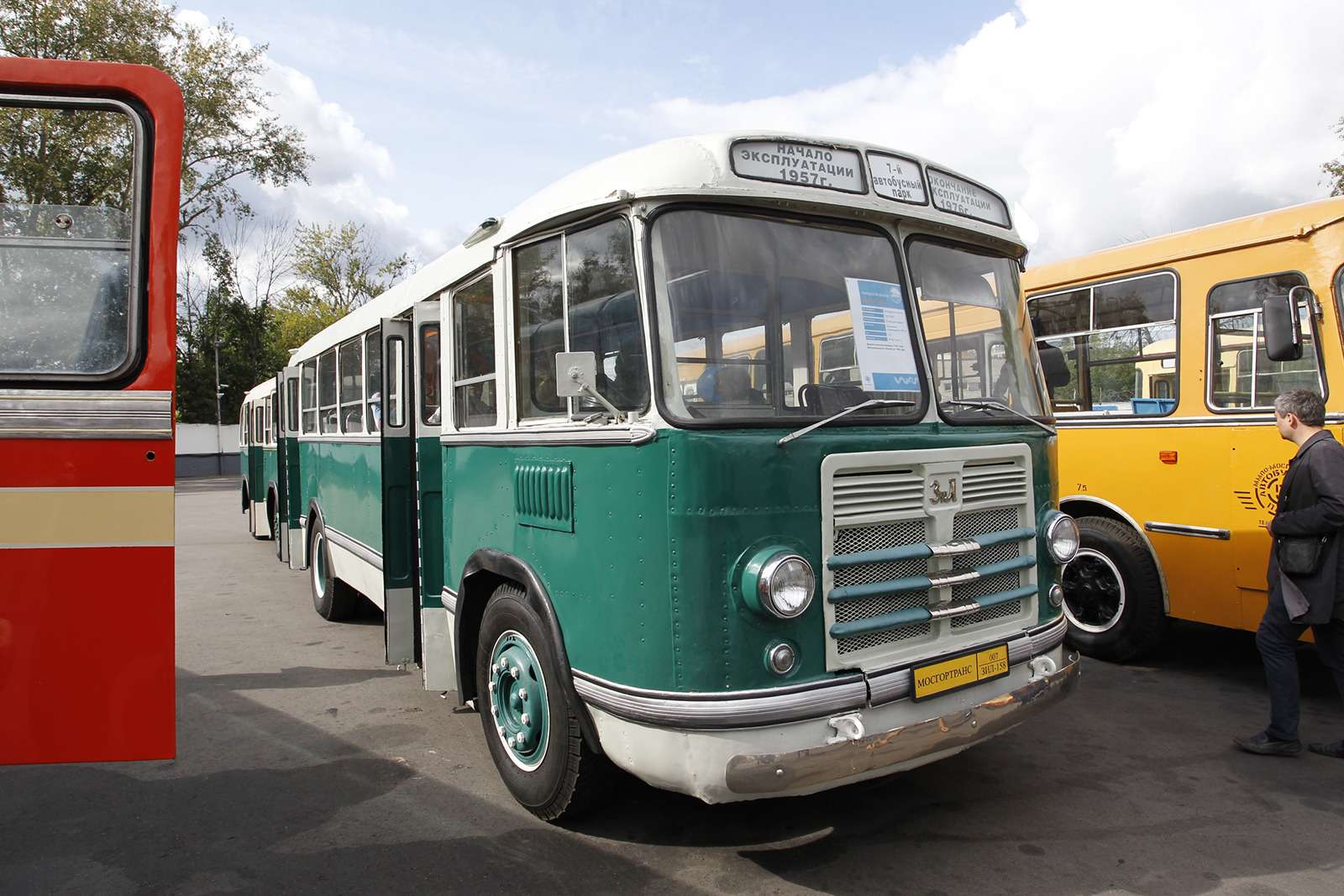Автобусы нашего детства — выставка пассажирского транспорта — фото 792689
