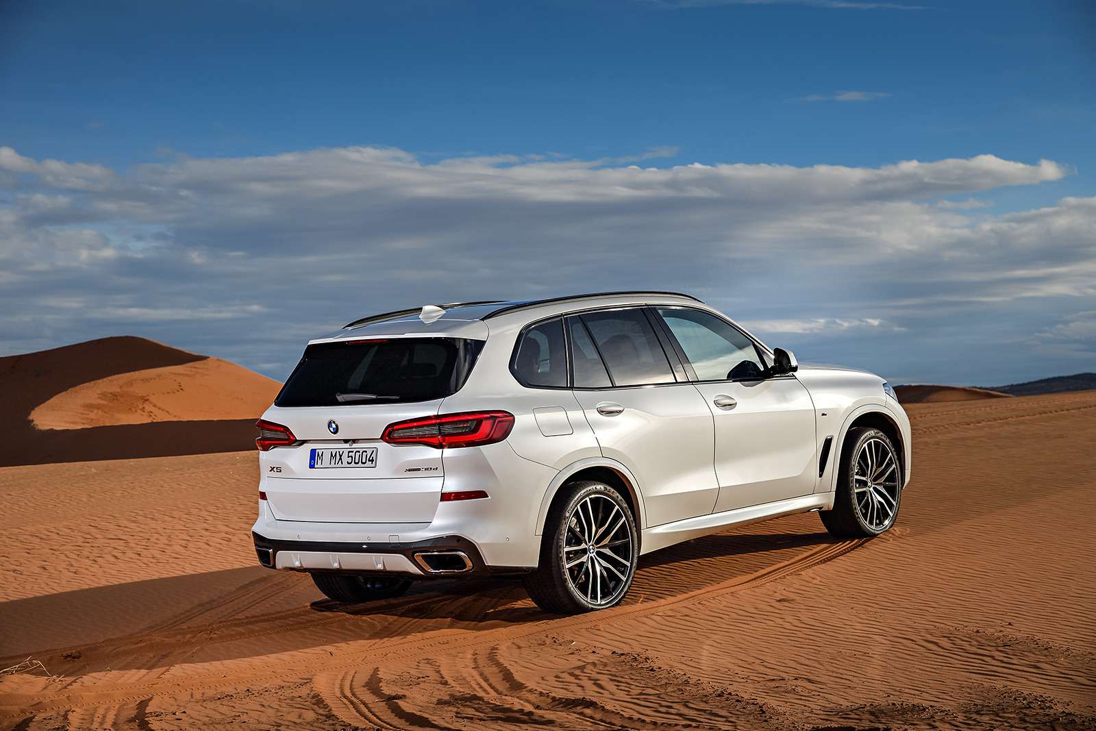 BMW рассказала о новом X5 для России. Цены известны — фото 887431