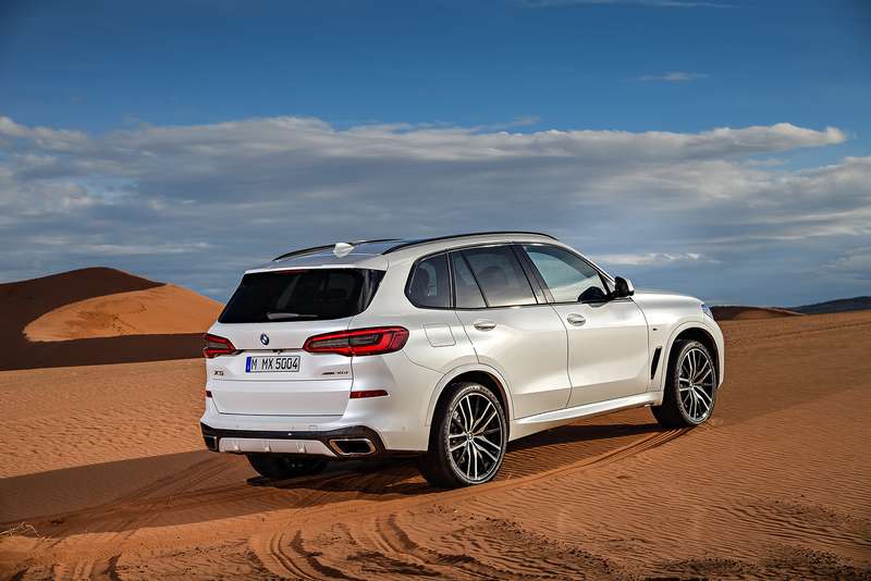 BMW рассказала о новом X5 для России. Цены известны