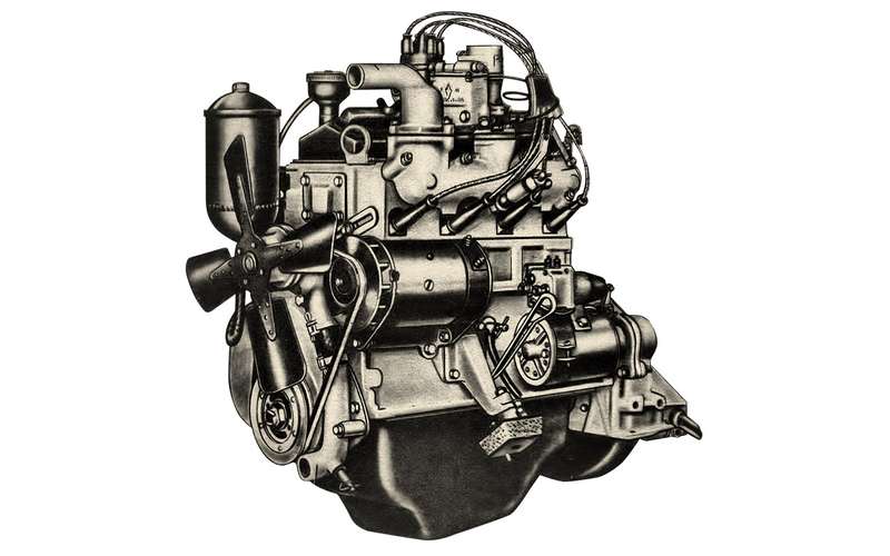 Двигатель Москвича‑407 1958 года – тоже компромисс, но уже другой. Совершенно новый верхнеклапанный мотор с алюминиевой головкой блока конструкторы вынуждены были «привязать» к старому оборудованию. Поэтому габариты агрегата и ход поршня (75 мм) были такие же, как у прежнего, нижнеклапанного. Мотор Москвича‑407 рабочим объемом 1,36 литра выдавал уже 45 л.с. Меньше, чем у самых передовых аналогов. Но советский двигатель имел невысокую степень сжатия (7,0) в расчете на низкосортный бензин.