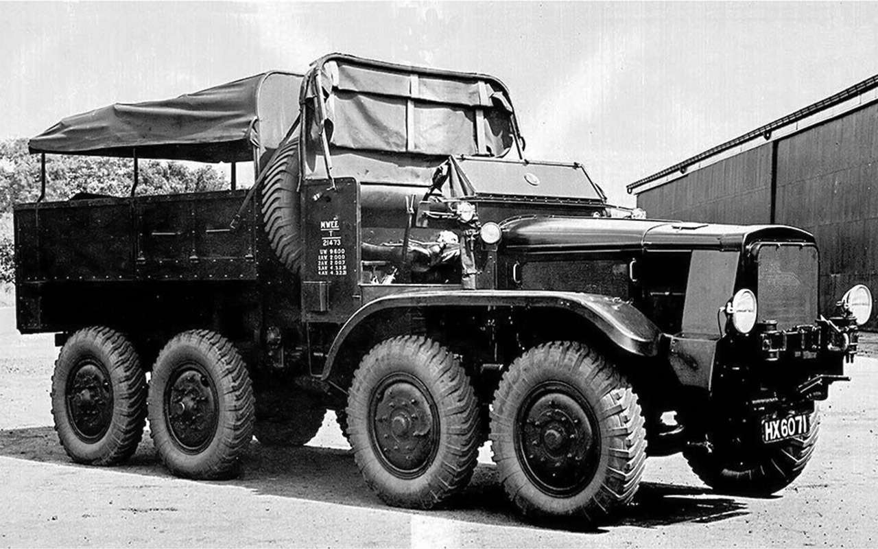 Британский Guy CAW, вдохновивший советских инженеров, отличали открытая кабина, односкатные колеса и мудреная трансмиссия.
