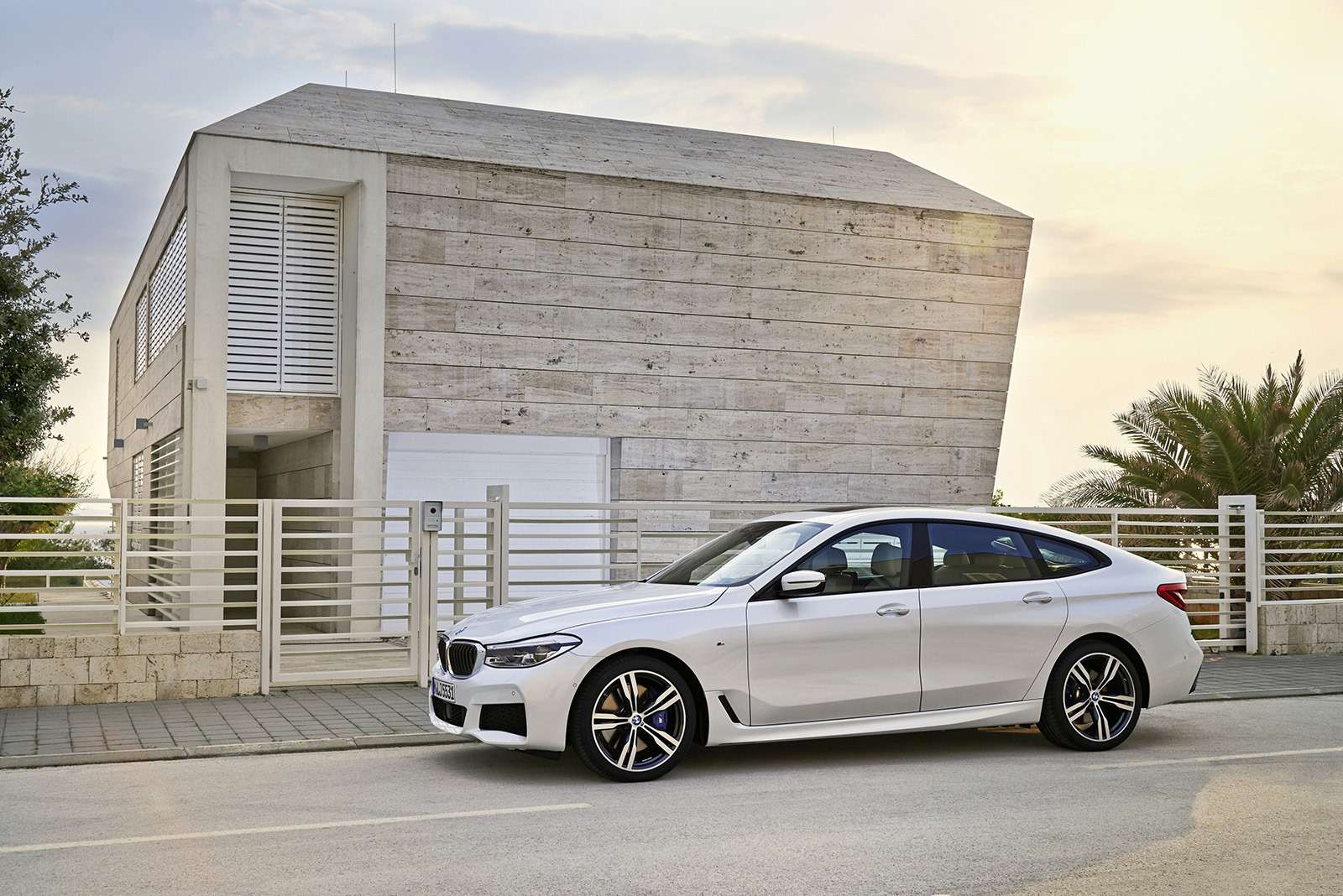 BMW 6-й серии GT для России — комплектации и цены — фото 776375