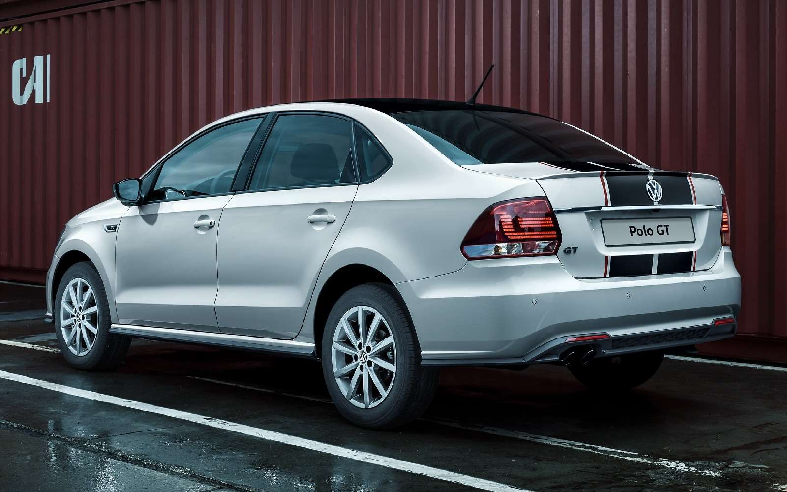 Volkswagen объявил цены на калужский спортседан Polo GT — фото 617831