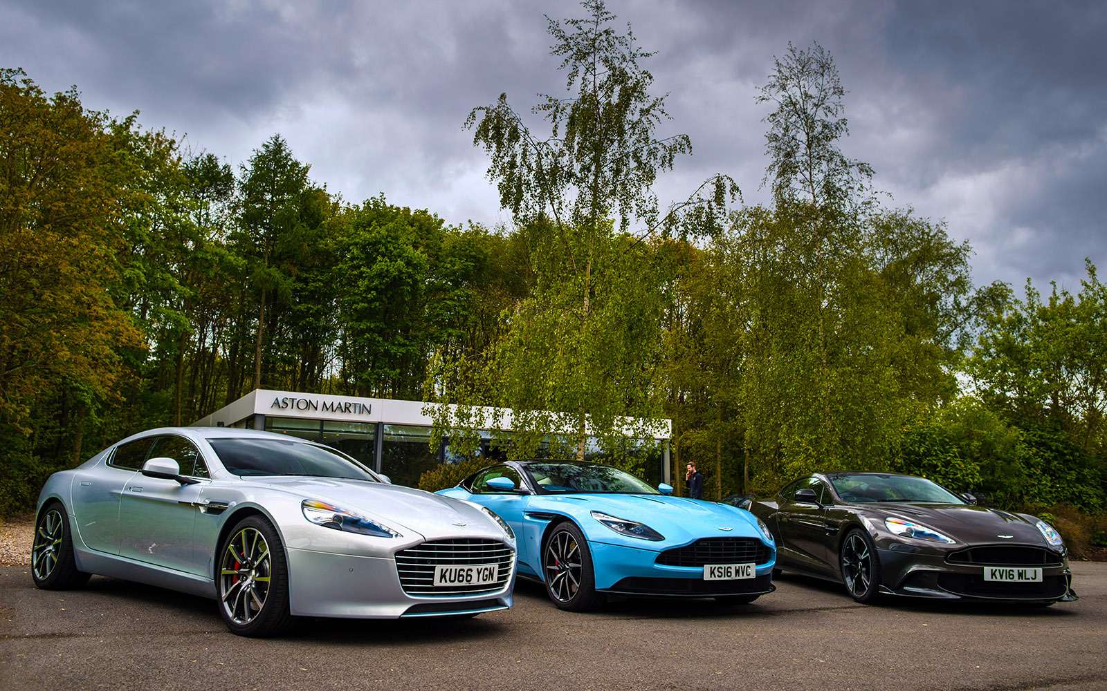 Aston Martin: история на продажу — фото 772075