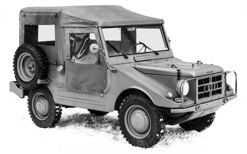 DKW F91 Munga тоже сделали по принципу «как можно проще и дешевле». Ведь автомобиль, в первую очередь, адресовали военным. У немецкого внедорожника двери брезентовые, легко­съемные.
