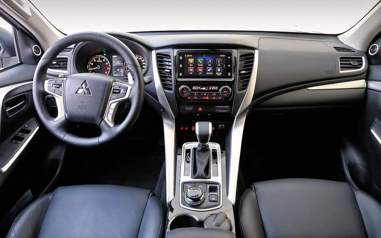 Mitsubishi объявила старт продаж и цены на Pajero Sport — фото 609547