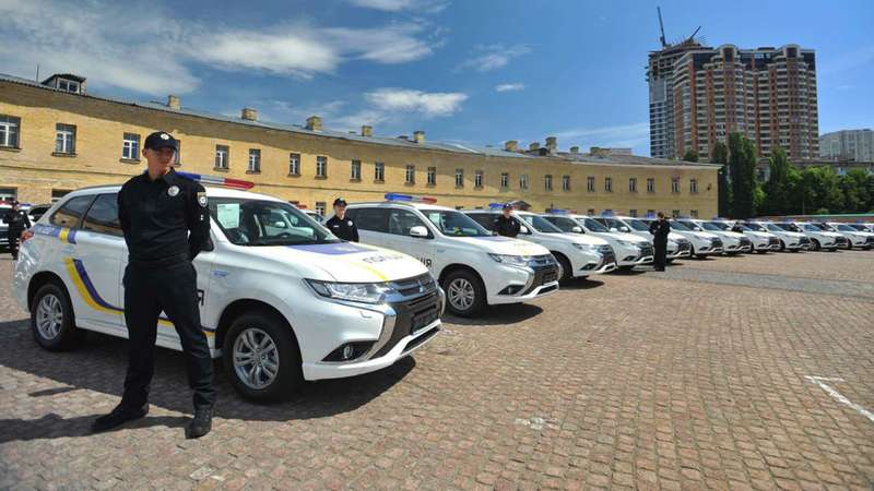 Украинская полиция «позеленела» благодаря компании Mitsubishi