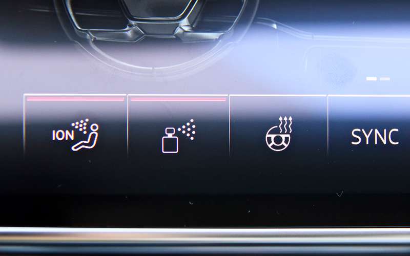 Новый Audi A8: репортаж с заднего сиденья