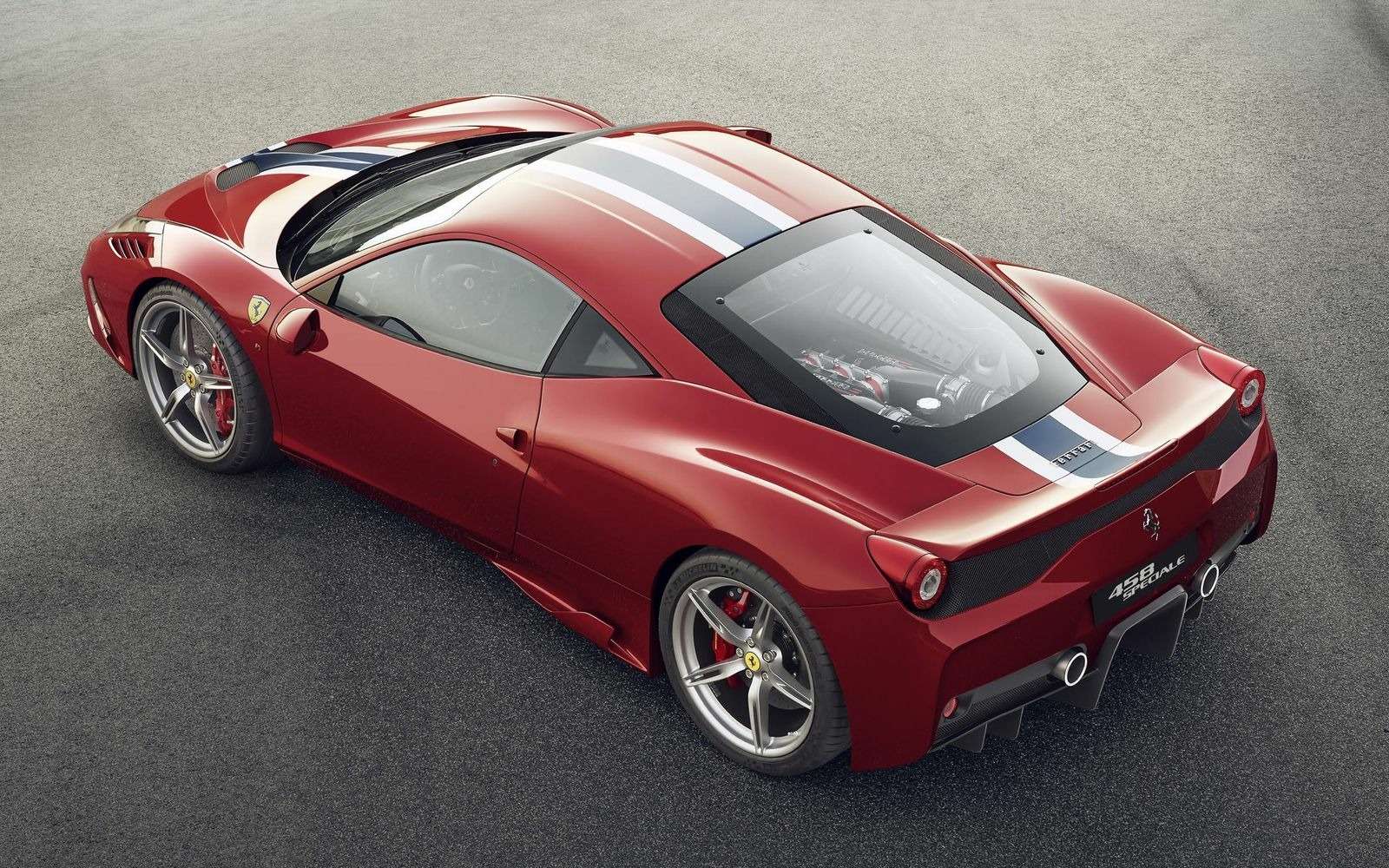 Они назвали ее Pista: Ferrari 488 получила трековую версию — фото 847217