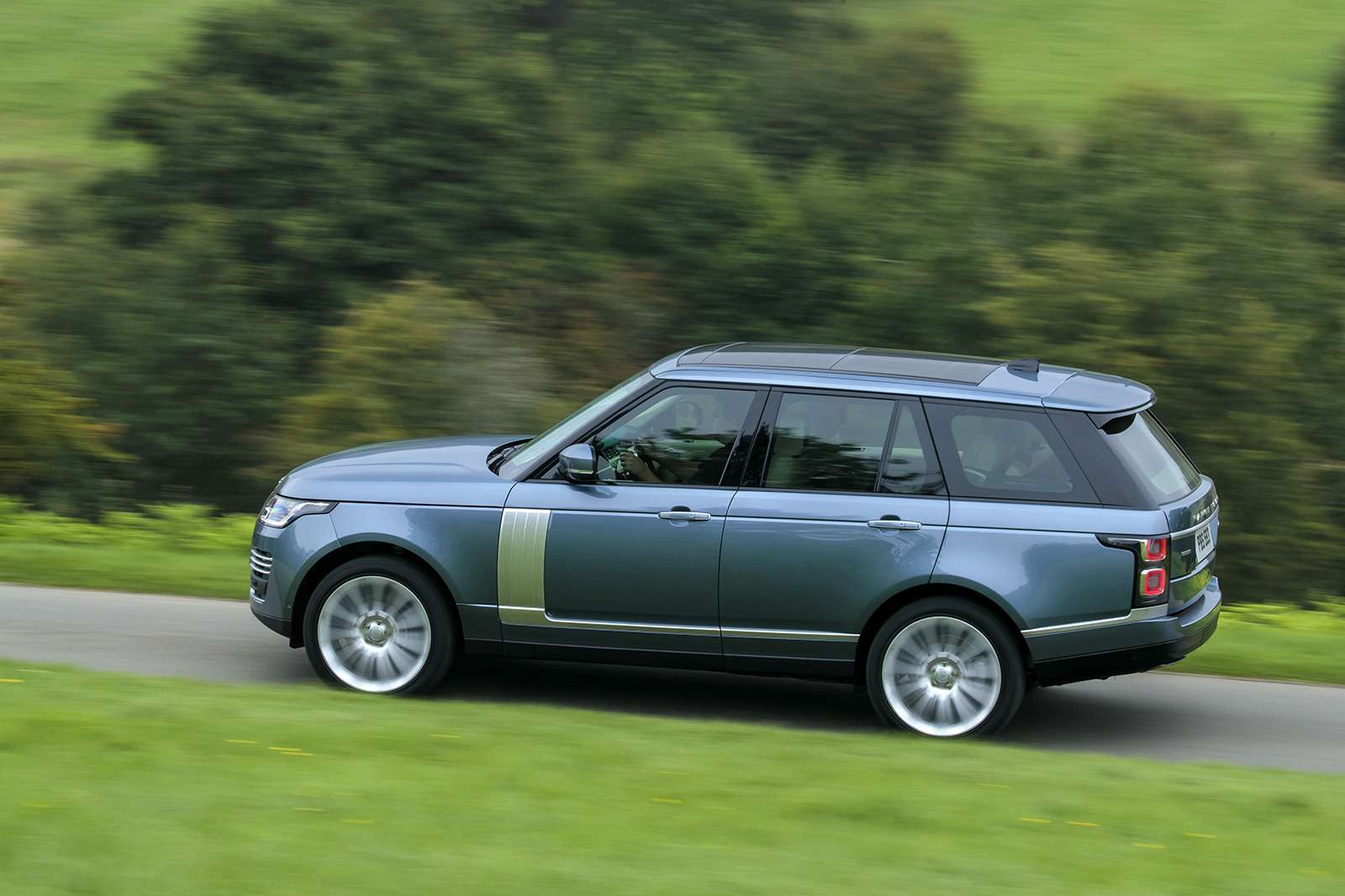 Обновленный Range Rover — ищем изменения с лупой — фото 803914