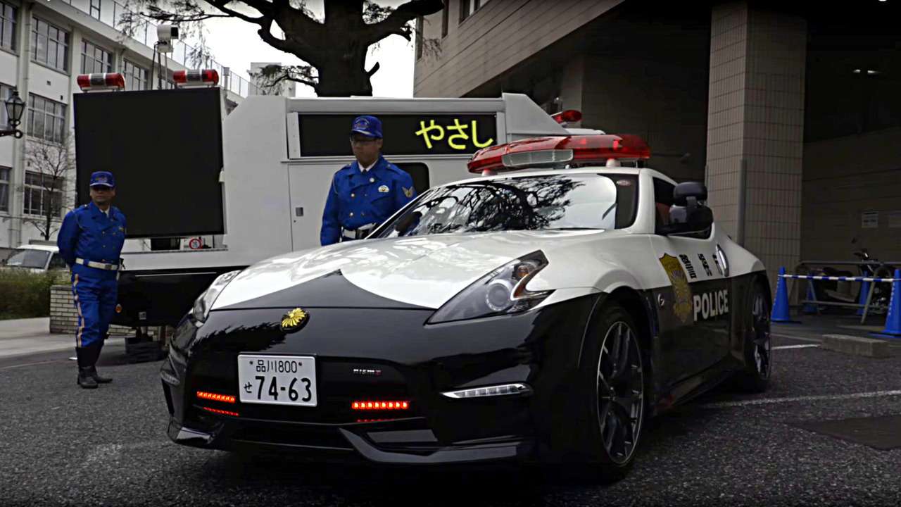 Перехватчик по-японски: Nissan Z Nismo заступили в дозор — фото 590525