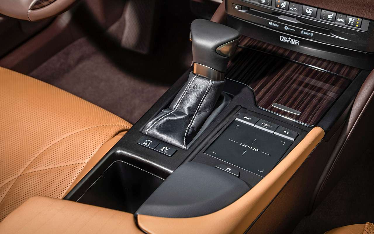 Новый Lexus ES — тест самых «вкусных» модификаций — фото 892657
