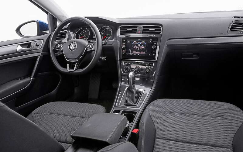 Новая Mazda 3, VW Golf и Kia Ceed: большой тест