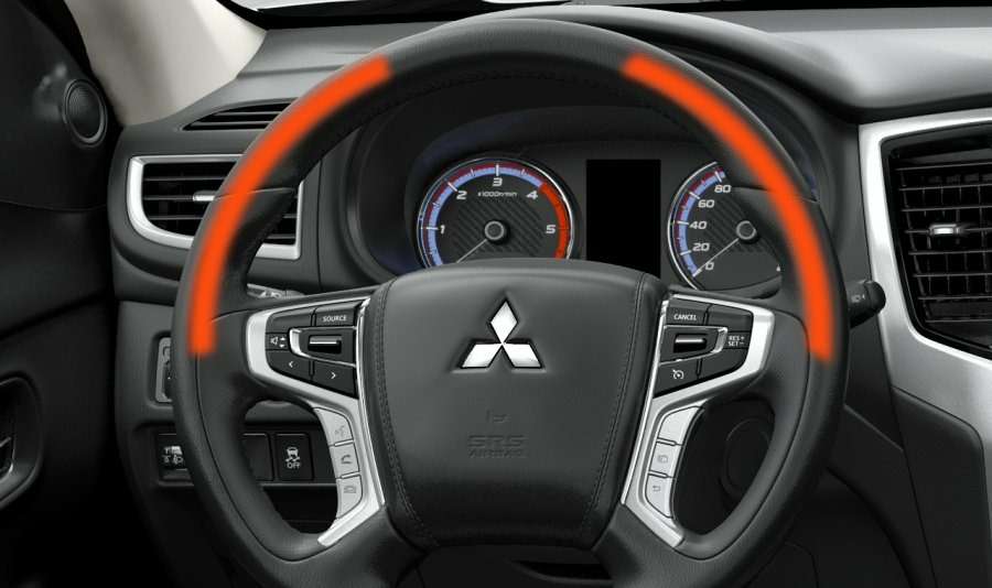 Обновленный Mitsubishi L200 получил обогрев рулевого колеса. Зоны обогрева показаны на картинке.