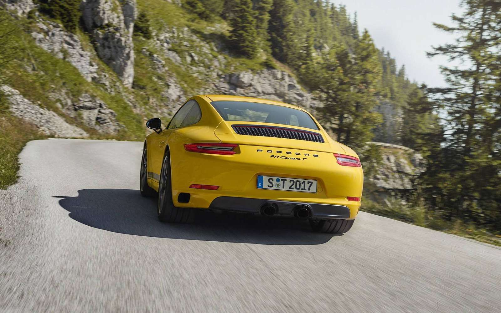 Чем меньше, тем лучше: Porsche представила 911 Carrera для пуристов — фото 808048