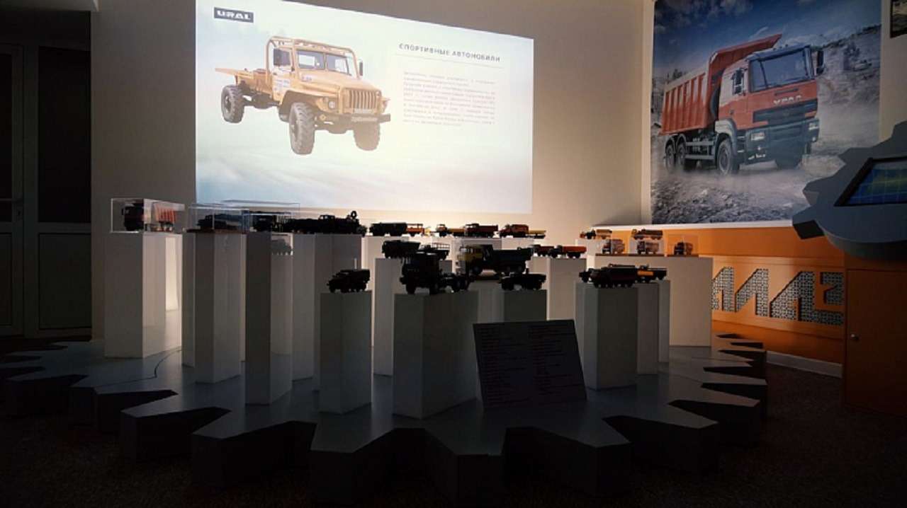 Мощная история: открылся музей грузовиков Урал — фото 1302338