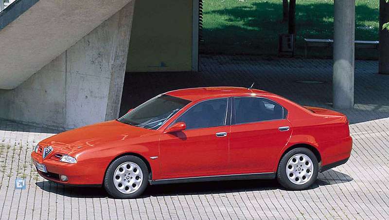Alfa Romeo 166 останется без наследника